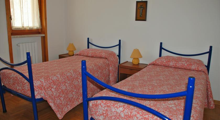 B&B Al Giardino Λέτσε Δωμάτιο φωτογραφία